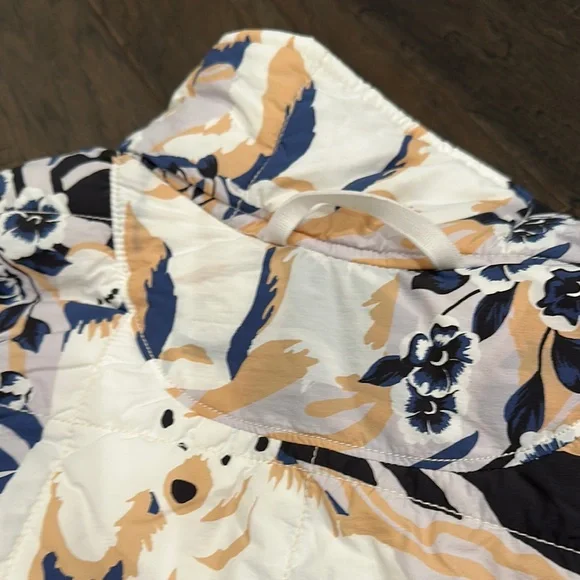 FP Movement by Free People Polar Bear Print Jacket - Picture 9 of 10